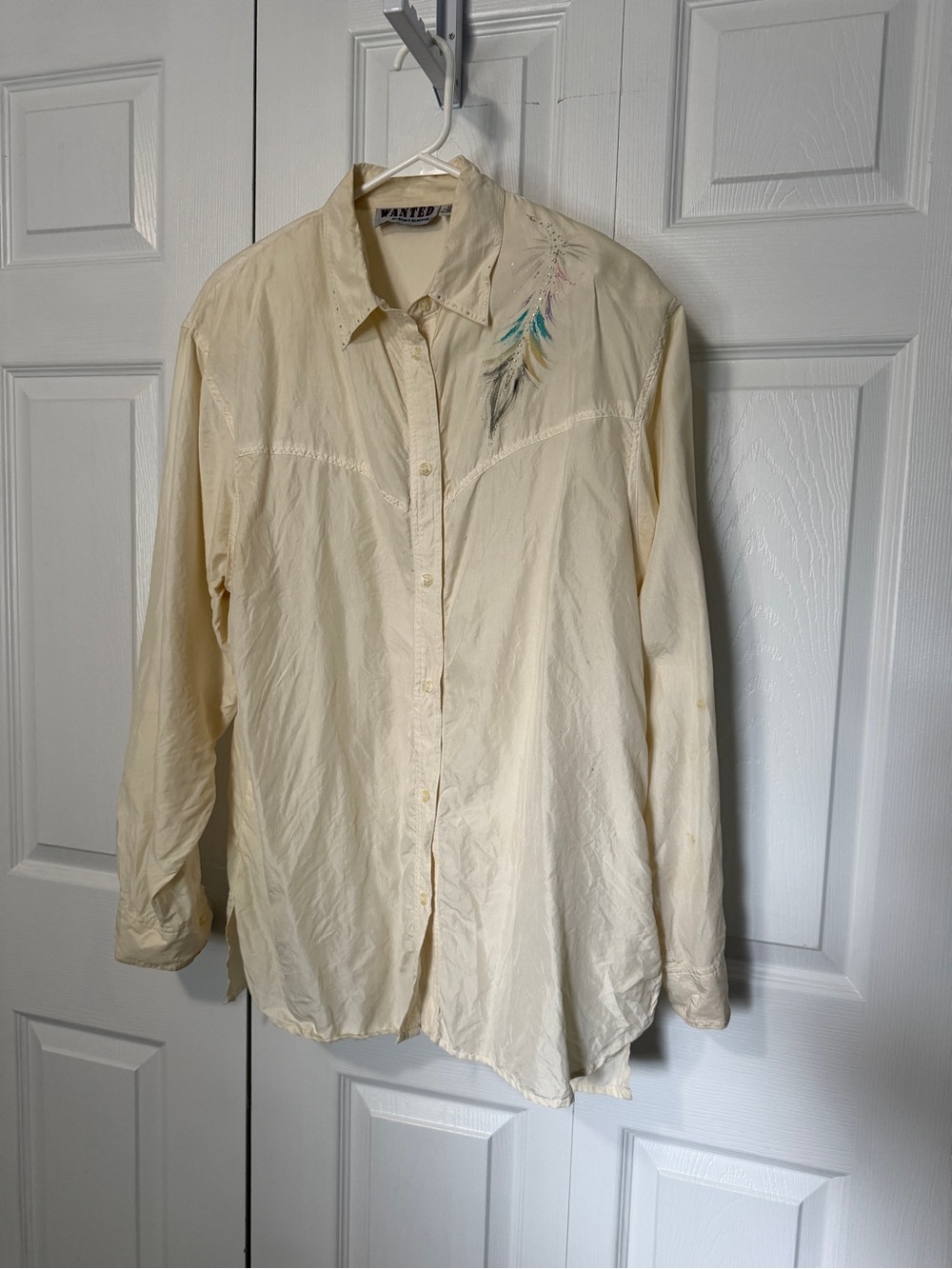 Vintage Wanted By Beads Beautiful 100% Silk Western Shirt Rhinestone Feather
